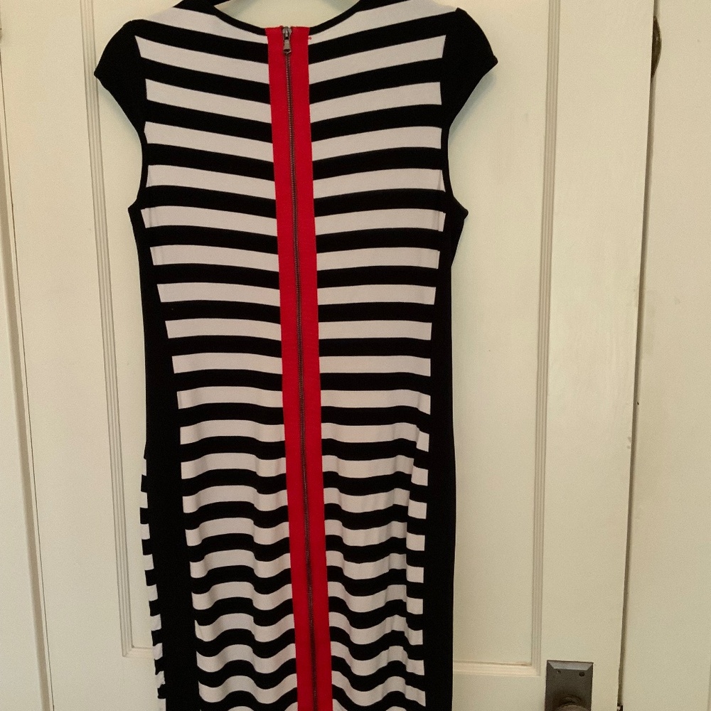 Joseph Ribkoff pencil dress w back zip, Sz 10